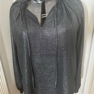 Hope & Harlow Black Relaxed Blouse with Gathered Neckline and Billowy Sleeves MD